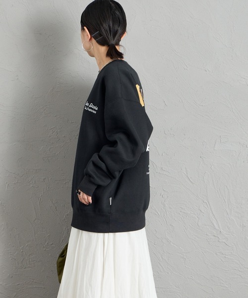【WEB限定】LABELS 後背印花 內刷毛圓領衛衣