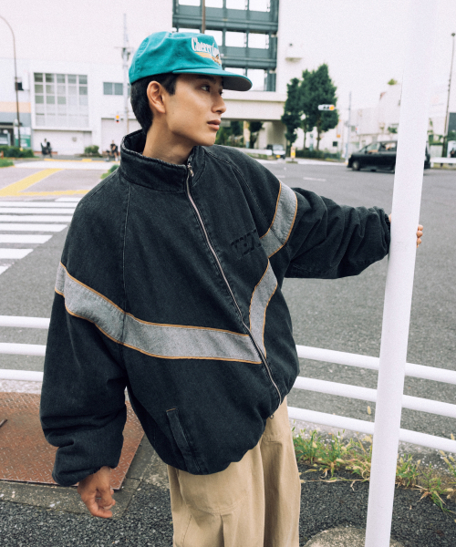 ANGLAN（アングラン）の「IPFU Track Denim Jacket - Washed Black（デニムジャケット・メンズ・その他・1/02）」の9枚目の写真