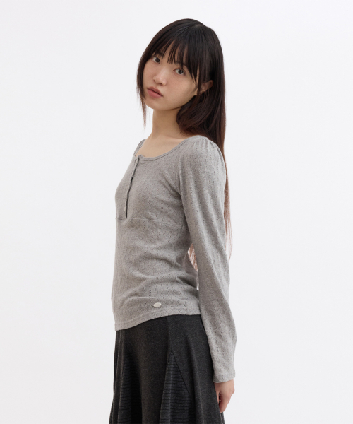 OHESHIO(オヘシオ)の「PUNCHING SQUARE BUTTON KNIT LONG SLEEVE, GRAY(Tシャツ/カットソー・レディース・その他・FREE)」の7枚目の写真