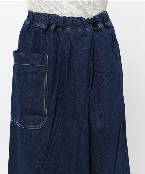 CUBE SUGAR(キューブシュガー)の「ワイドタックイージーデニムパンツ(デニムパンツ・レディース・ネイビー/ブルー・M/L)」の6枚目の写真