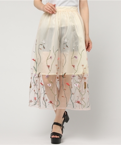 WEGO(ウィゴー)の「WEGO/刺繍チュールロングスカート(スカート・レディース・ブラック/ホワイト・FREE)」の15枚目の写真