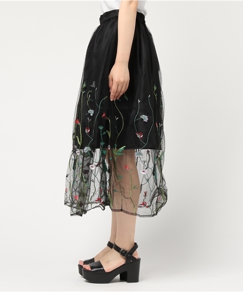 WEGO(ウィゴー)の「WEGO/刺繍チュールロングスカート(スカート・レディース・ブラック/ホワイト・FREE)」の9枚目の写真