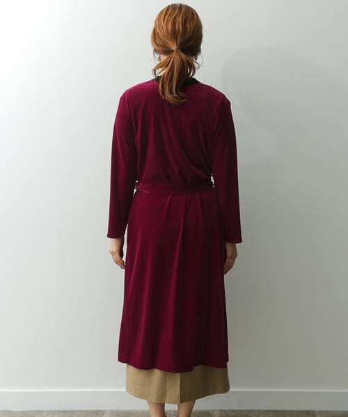 URBAN RESEARCH DOORS（アーバンリサーチドアーズ）の「【店舗振り分け】ベロアガウン∴（カーディガン/ボレロ・レディース・ボルドー/ネイビー・ONE）」の11枚目の写真