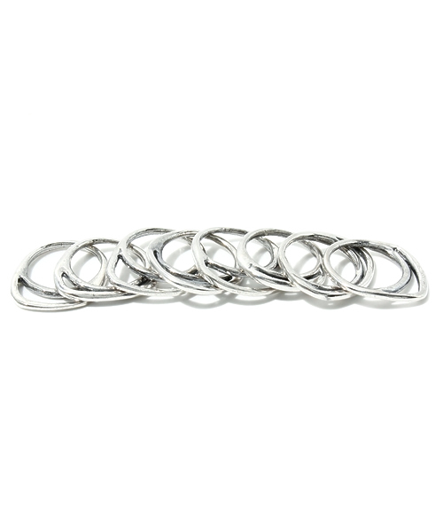 Demi-Luxe BEAMS(デミルクス ビームス)の「IOSSELLIANI / 8連リング "silver"(リング・レディース・その他1・12号/14号)」の1枚目の写真