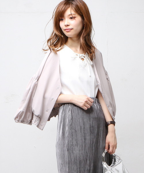 natural couture（ナチュラルクチュール）の「ボリューム袖シャツブルゾン（ブルゾン・レディース・ブラック/グレイッシュベージュ/カーキ・FREE）」の3枚目の写真