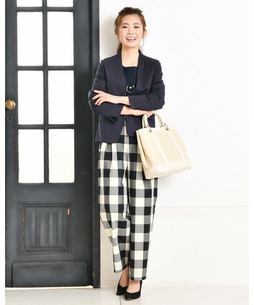 un dix cors（アンディコール）の「【通勤服】カルゼカットノーカラージャケット（ノーカラージャケット・レディース・ライトベージュ/ネイビー・ﾌﾘ-）」の9枚目の写真