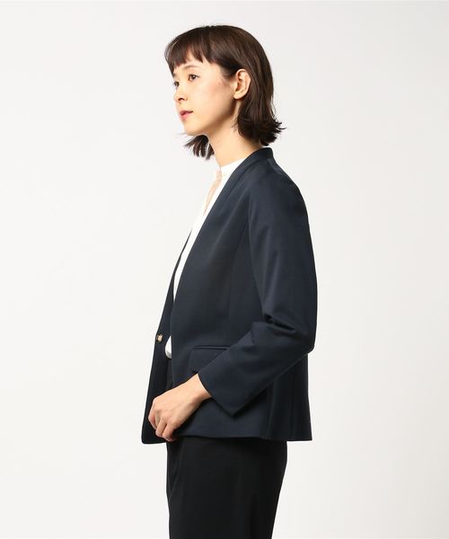 un dix cors（アンディコール）の「【通勤服】カルゼカットノーカラージャケット（ノーカラージャケット・レディース・ライトベージュ/ネイビー・ﾌﾘ-）」の4枚目の写真