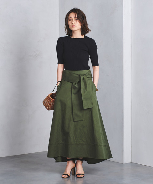 UNITED ARROWS（ユナイテッドアローズ）の「＜SACRA（サクラ）＞ベルト フレアスカート（スカート・レディース・オフホワイト/オリーブ・38/36）」の17枚目の写真