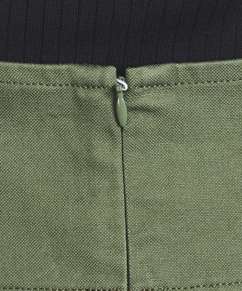 UNITED ARROWS（ユナイテッドアローズ）の「＜SACRA（サクラ）＞ベルト フレアスカート（スカート・レディース・オフホワイト/オリーブ・38/36）」の10枚目の写真