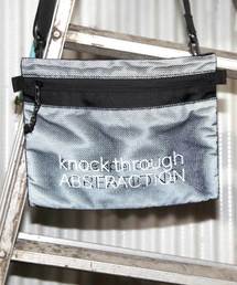 knock through abstraction（ノックスルーアブストラクション）の「【knock through abstraction/ノックスルーアブストラクション】reflection fabric sacoche（ショルダーバッグ）」