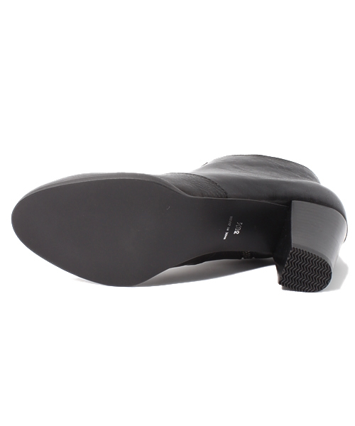 SHIPS for women（シップスフォーウィメン）の「サイド ジップ レザー ブーティ◇（ブーティ・レディース・ブラック/カーキ/ピンクベージュ・36.5/36/37/37.5/38）」の5枚目の写真