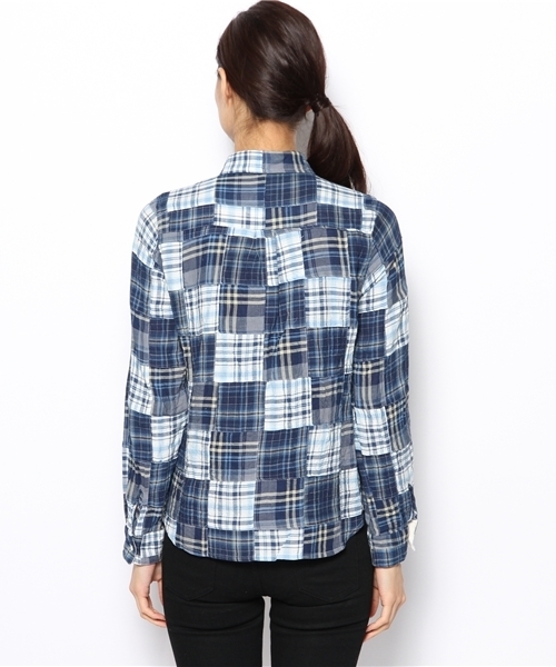 laule'a sunny side store(ラウレアサニーサイドストア)の「ブルーパッチワークシャツ(シャツ/ブラウス・レディース・サックスブルー/ネイビー・FREE)」の5枚目の写真
