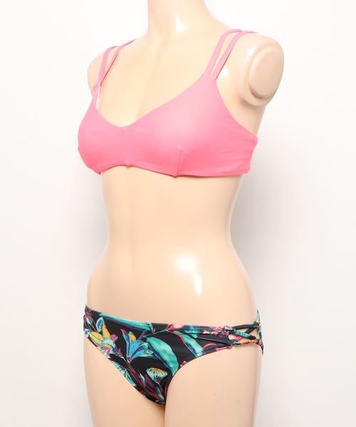 O'NEILL(オニール)の「三角ビキニ ONEILL 628809(水着・レディース・ブラック/マルチ/エメラルド・9号)」の4枚目の写真