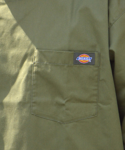 Dickies(ディッキーズ)の「Dickies/ ディッキーズ TCツイルリラックスフィット半袖プルオーバーシャツ(シャツ/ブラウス・メンズ・ブラック/オリーブ・M/L/XL)」の4枚目の写真