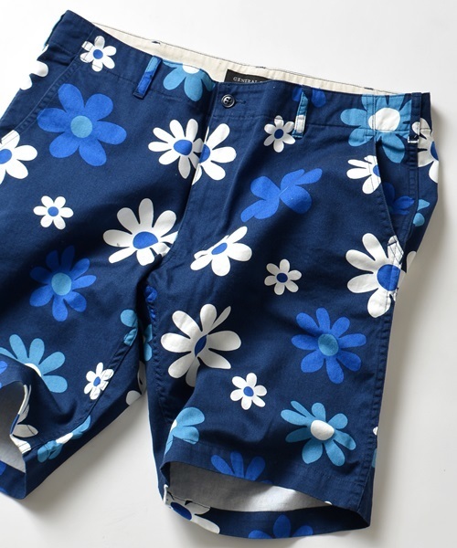 SHIPS GENERAL SUPPLY（シップスジェネラルサプライ）の「SGS: フラワープリント/バミューダショーツ■（チノパンツ・メンズ・ベージュ/ネイビー/ブルー系その他/ブラック/ブルー/ダークネイビー/オフホワイト/オリーブ/ホワイト系その他/ブルーグラス/ストーン・X-LARGE/LARGE/SMALL/MEDIUM）」の9枚目の写真