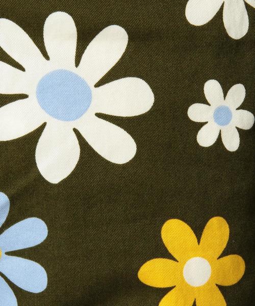 SHIPS GENERAL SUPPLY（シップスジェネラルサプライ）の「SGS: フラワープリント/バミューダショーツ■（チノパンツ・メンズ・ベージュ/ネイビー/ブルー系その他/ブラック/ブルー/ダークネイビー/オフホワイト/オリーブ/ホワイト系その他/ブルーグラス/ストーン・X-LARGE/LARGE/SMALL/MEDIUM）」の17枚目の写真