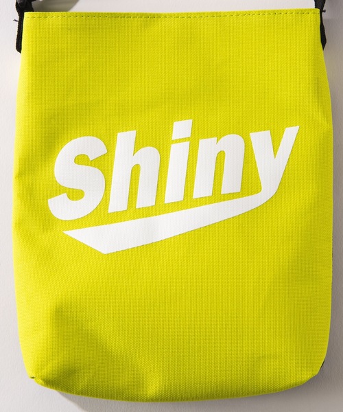 WEGO（ウィゴー）の「WEGO/ロゴプリントミニショルダーバッグ（ショルダーバッグ・レディース・ホワイト/ブラック/ベージュ/パープル/レッド/ライム/シルバー/ブラック系その他/その他1/ライトピンク・FREE）」の11枚目の写真