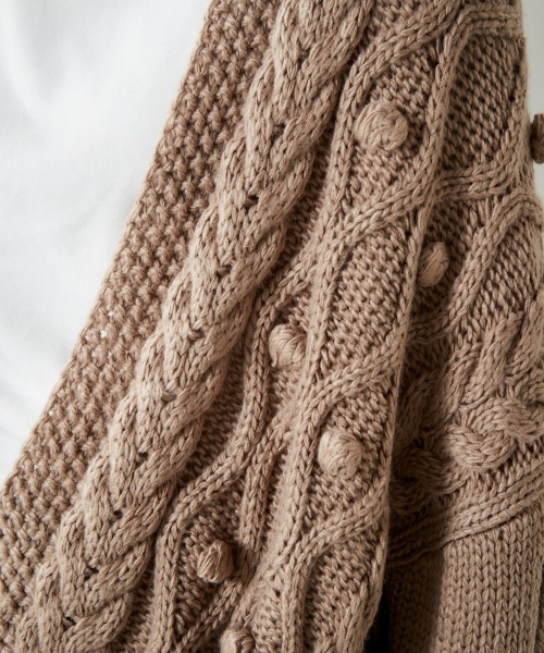 cepo（セポ）の「ポンポンケーブルラップカーデ（カーディガン/ボレロ・レディース・オフホワイト/モカ・M）」の16枚目の写真