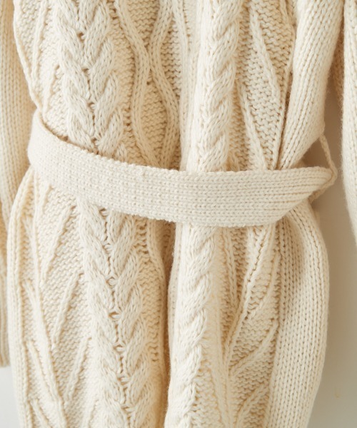 cepo（セポ）の「ポンポンケーブルラップカーデ（カーディガン/ボレロ・レディース・オフホワイト/モカ・M）」の7枚目の写真
