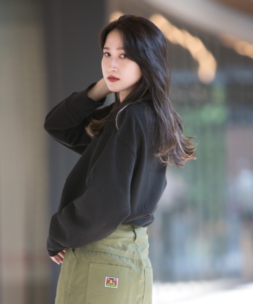 BEN DAVIS(ベンデイビス)の「BEN DAVIS LADIES DROP SHOULDER SWEAT/ベンデイビス ドロップショルダー スウェット(スウェット・レディース・グレー/レッド/ブラック/ベージュ・FREE)」の5枚目の写真