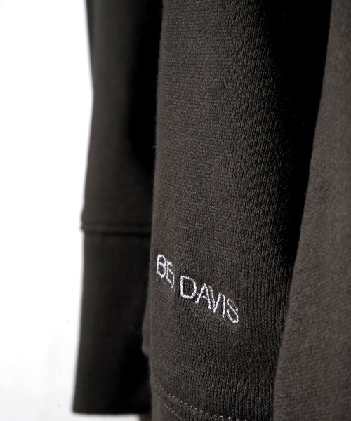 BEN DAVIS(ベンデイビス)の「BEN DAVIS LADIES DROP SHOULDER SWEAT/ベンデイビス ドロップショルダー スウェット(スウェット・レディース・グレー/レッド/ブラック/ベージュ・FREE)」の11枚目の写真