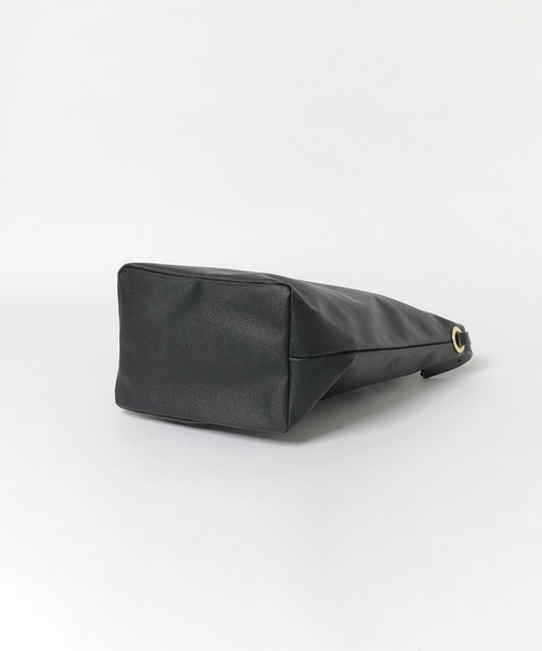 URBAN RESEARCH DOORS（アーバンリサーチドアーズ）の「URBAN RESEARCH DOORS SELECT　PVC ショルダー（ショルダーバッグ・レディース・ブラック・FREE）」の2枚目の写真