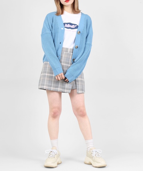 DING(ディング)の「DING/ドロップショルダーニットカーディガン(カーディガン/ボレロ・レディース・ブルー/グリーン/ベージュ・FREE)」の8枚目の写真