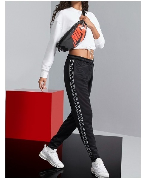 セール Nike ナイキ ウエストバッグ Ck7914 010 ボディバッグ ウエストポーチ Nike ナイキ のファッション通販 Zozotown セール Nike ナイキ ウエストバッグ Ck7914 010 ボディバッグ ウエストポーチ Nike ナイキ のファッション通販 Zozotown