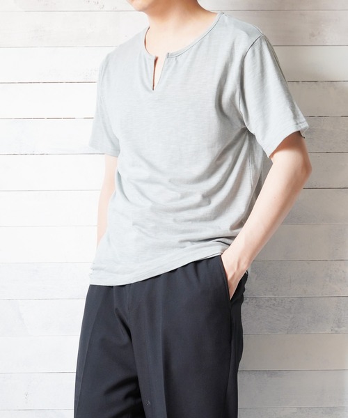 ARCHIVER（アーカイバ）の「【Bl】スラブ天竺キーネックTシャツ（Tシャツ/カットソー・レディース・ホワイト/ブラック/ネイビー/グレー/ピンク・MEDIUM/LARGE/X-LARGE）」の9枚目の写真
