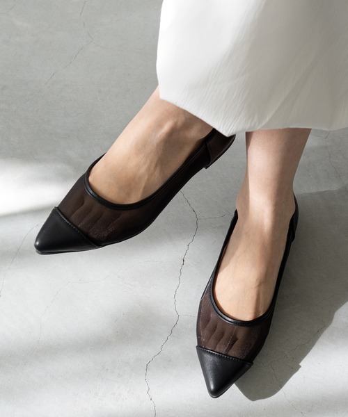 menue（メヌエ）の「【ふわっと軽い エアスイート】 走れるパンプス フラットヒール パンプス - 新色追加 -（パンプス・レディース・ブラック系その他2/ブラック系その他3/ブラウン系その他/ブラック/レオパード/ラベンダー/ブラック系その他/ボルドー/パイソン/ベージュ系その他/グレイッシュベージュ/その他/ライトグリーン/アッシュグレー/ブラック系その他5/グレー/ブルーグレー/アイボリー/ゼブラ/ベージュ系その他3/ベージュ系その他4/ホワイト系その他/ブラック系その他6/ベージュ系その他2/グレイッシュブルー/ブラック系その他4/ブラック系その他7/ベージュ系その他5/グレー系その他/ホワイト系その他2/イエロー/ホワイト系その他3/ブラウン/ブラウン系その他2/その他1/グリーン/パープル/ダークベージュ/ブラック系/ネイビー/オフホワイト/ライトグレー/ベージュ系/その他2/ライトブルー/ベージュ系その他6/ベージュ系その他7/オリーブ/ベージュ系1/ベージュ系2/ゴールド/シルバー/ブラック系2/ブラック系1/グレー系/グレー系その他2/ダークグレー/ブラック系3/ブラウン系その他3/ブラック系4/ブラック系5/シルバー系その他/ブラック系6・22.0cm/21.5cm/25.0cm/24.5cm/23.5cm/23.0cm/26.0cm/22.5cm/24.0cm/26.5cm/25.5cm/21.0cm）」の17枚目の写真