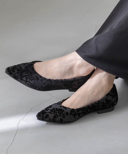 menue(メヌエ)の「【ふわっと軽い エアスイート】 走れるパンプス フラットヒール パンプス - 新色追加 -(パンプス・レディース・ブラック系その他2/ブラック系その他3/ブラウン系その他/ブラック/レオパード/ラベンダー/ブラック系その他/ボルドー/パイソン/ベージュ系その他/グレイッシュベージュ/その他/ライトグリーン/アッシュグレー/ブラック系その他5/グレー/ブルーグレー/アイボリー/ゼブラ/ベージュ系その他3/ベージュ系その他4/ホワイト系その他/ブラック系その他6/ベージュ系その他2/グレイッシュブルー/ブラック系その他4/ブラック系その他7/ベージュ系その他5/グレー系その他/ホワイト系その他2/イエロー/ホワイト系その他3/ブラウン/ブラウン系その他2/その他1/グリーン/パープル/ダークベージュ/ブラック系/ネイビー/オフホワイト/ライトグレー/ベージュ系/その他2/ライトブルー/ベージュ系その他6/ベージュ系その他7/オリーブ/ベージュ系1/ベージュ系2/ゴールド/シルバー/ブラック系2/ブラック系1/グレー系/グレー系その他2/ダークグレー/ブラック系3/ブラウン系その他3/ブラック系4/ブラック系5/シルバー系その他/ブラック系6/ネイビー系/ベージュ系3/ブラック系7・22.0cm/21.5cm/25.0cm/24.5cm/23.5cm/23.0cm/26.0cm/22.5cm/24.0cm/26.5cm/25.5cm/21.0cm)」の21枚目の写真