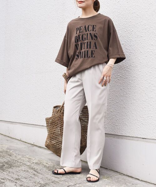 ＋81BRANCA（ハチイチブランカ）の「81BRANCAビッグTEE◇（Tシャツ/カットソー・レディース・ブラウン/オリーブ/ホワイト/ベージュ/ブラック・ONE SIZE）」の20枚目の写真