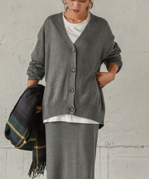 SUGAR BISKET(シュガービスケット)の「カーディガン&ニットスカート セットアップ(ニット/セーター・レディース・ブラウン/ベージュ/ブラック/グレー/ベージュ系その他/ライトグレー・L/M)」の18枚目の写真