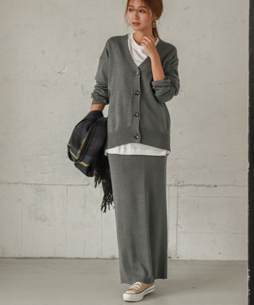 SUGAR BISKET(シュガービスケット)の「カーディガン&ニットスカート セットアップ(ニット/セーター・レディース・ブラウン/ベージュ/ブラック/グレー/ベージュ系その他/ライトグレー・L/M)」の15枚目の写真