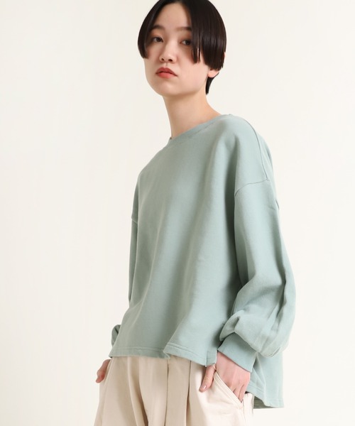 RNA-N(アールエヌエーエヌ)の「M1558 スリットデザイン裏毛プルオーバー(スウェット・レディース・キナリ/スモークピンク/グレー/グリーン・MEDIUM)」の4枚目の写真