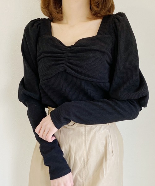 Loueme（ルエム）の「ハートネックパフスリーブトップス（Tシャツ/カットソー・レディース・ホワイト/ブラック/ベージュ・FREE）」の12枚目の写真