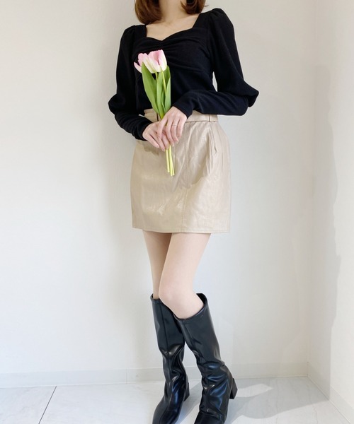 Loueme（ルエム）の「ハートネックパフスリーブトップス（Tシャツ/カットソー・レディース・ホワイト/ブラック/ベージュ・FREE）」の17枚目の写真