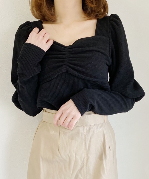 Loueme（ルエム）の「ハートネックパフスリーブトップス（Tシャツ/カットソー・レディース・ホワイト/ブラック/ベージュ・FREE）」の13枚目の写真