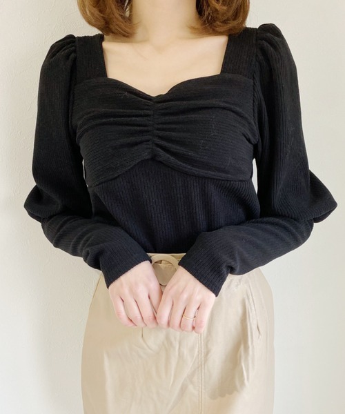 Loueme（ルエム）の「ハートネックパフスリーブトップス（Tシャツ/カットソー・レディース・ホワイト/ブラック/ベージュ・FREE）」の14枚目の写真