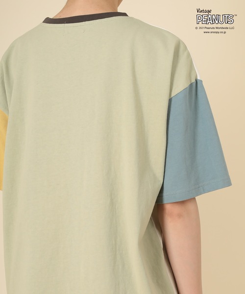 PEANUTS(ピーナッツ)の「【PEANUTS/ピーナッツ】SNOOPYスヌーピー/オーバーサイズクルーネックプリントTシャツ(Tシャツ/カットソー・メンズ・ホワイト/ブラウン/ライム/ブルー/マスタード/ホワイト系その他/ブラウン系その他/ブルー系その他/イエロー系その他/カラフル/ホワイト系その他2/ブルー系その他2・M/L)」の21枚目の写真