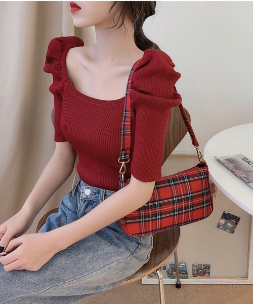 yuue' ( wear )(ユーイ)の「パワショルラウンドスクエアネック五分丈サマーニット(ニット/セーター・レディース・ホワイト/ブラック/レッド・FREE)」の9枚目の写真