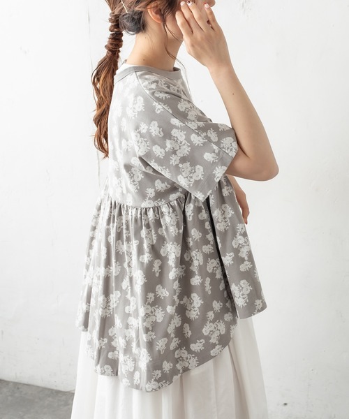 PUAL CE CIN（ピュアルセシン）の「抜染後ろギャザーショートスリーブプルオーバー（Tシャツ/カットソー・レディース・ホワイト/ベージュ/グレー/スミクロ・FREE）」の17枚目の写真