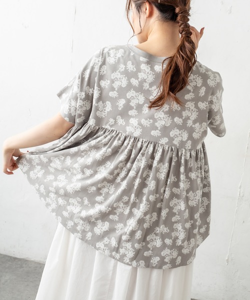 PUAL CE CIN（ピュアルセシン）の「抜染後ろギャザーショートスリーブプルオーバー（Tシャツ/カットソー・レディース・ホワイト/ベージュ/グレー/スミクロ・FREE）」の19枚目の写真