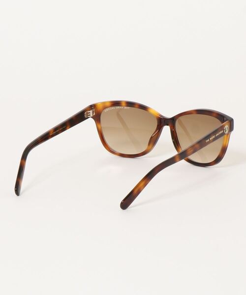 MARC JACOBS（マークジェイコブス）の「【MARC JACOBS】マークプレーンウェリントン（サングラス・レディース・ブラウン・FREE）」の2枚目の写真