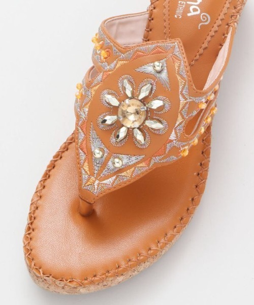 チャイハネ（チャイハネ）の「【チャイハネ】エイミーウェッジソールサンダル（サンダル・レディース・ブラック/ブルー/キャメル・ONE SIZE）」の6枚目の写真