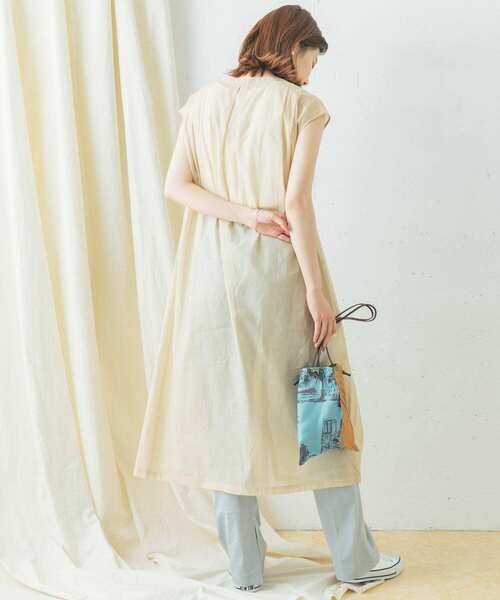 URBAN RESEARCH ROSSO WOMEN(アーバンリサーチ ロッソ)の「コットンシルクフレンチガウンワンピース(ワンピース・レディース・ベージュ/パープル・FREE)」の6枚目の写真