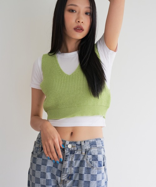 FEKETE（フェケテ）の「FEKETE MADE V NECK KNIT VEST (SET UP)（ベスト・レディース・アイボリー/ブラック/グリーン・FREE）」の15枚目の写真