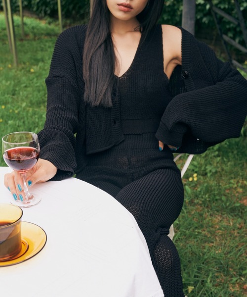 FEKETE（フェケテ）の「FEKETE MADE V NECK KNIT VEST (SET UP)（ベスト・レディース・アイボリー/ブラック/グリーン・FREE）」の13枚目の写真