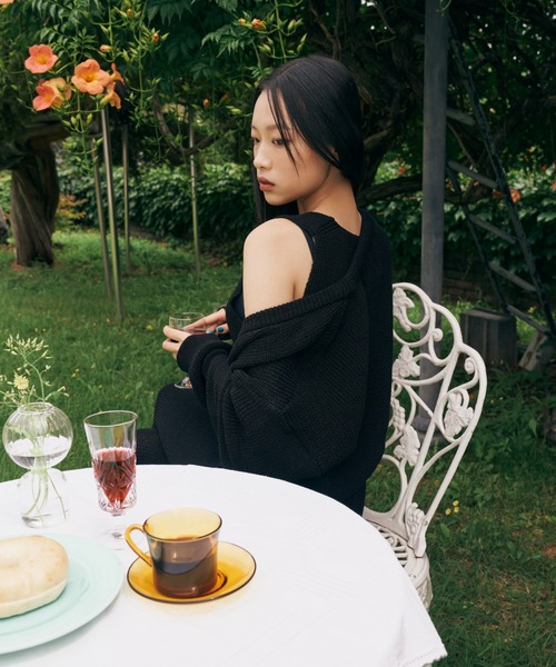 FEKETE（フェケテ）の「FEKETE MADE V NECK KNIT VEST (SET UP)（ベスト・レディース・アイボリー/ブラック/グリーン・FREE）」の21枚目の写真