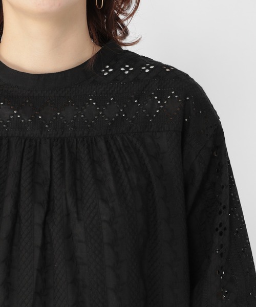 studio CLIP(スタディオクリップ)の「ダブルフロントカットレースシャツブラウス(シャツ/ブラウス・レディース・ブラック/オフホワイト/イエロー・MEDIUM/LARGE)」の16枚目の写真